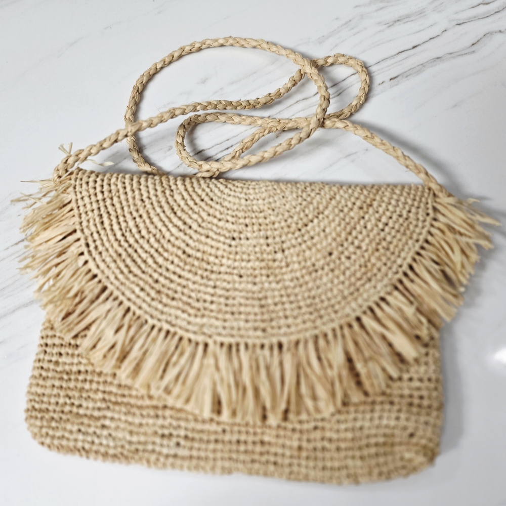 Mar y Sol Fringed Straw Crossbody Bag in Natural